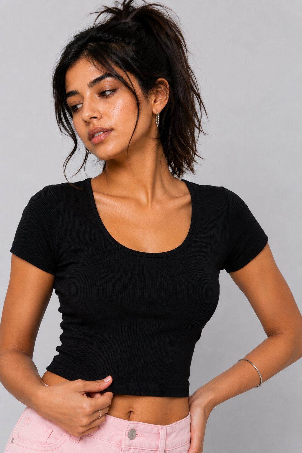 Womens Ribbed Scoop Neck Crop T-Shirt - Image 3