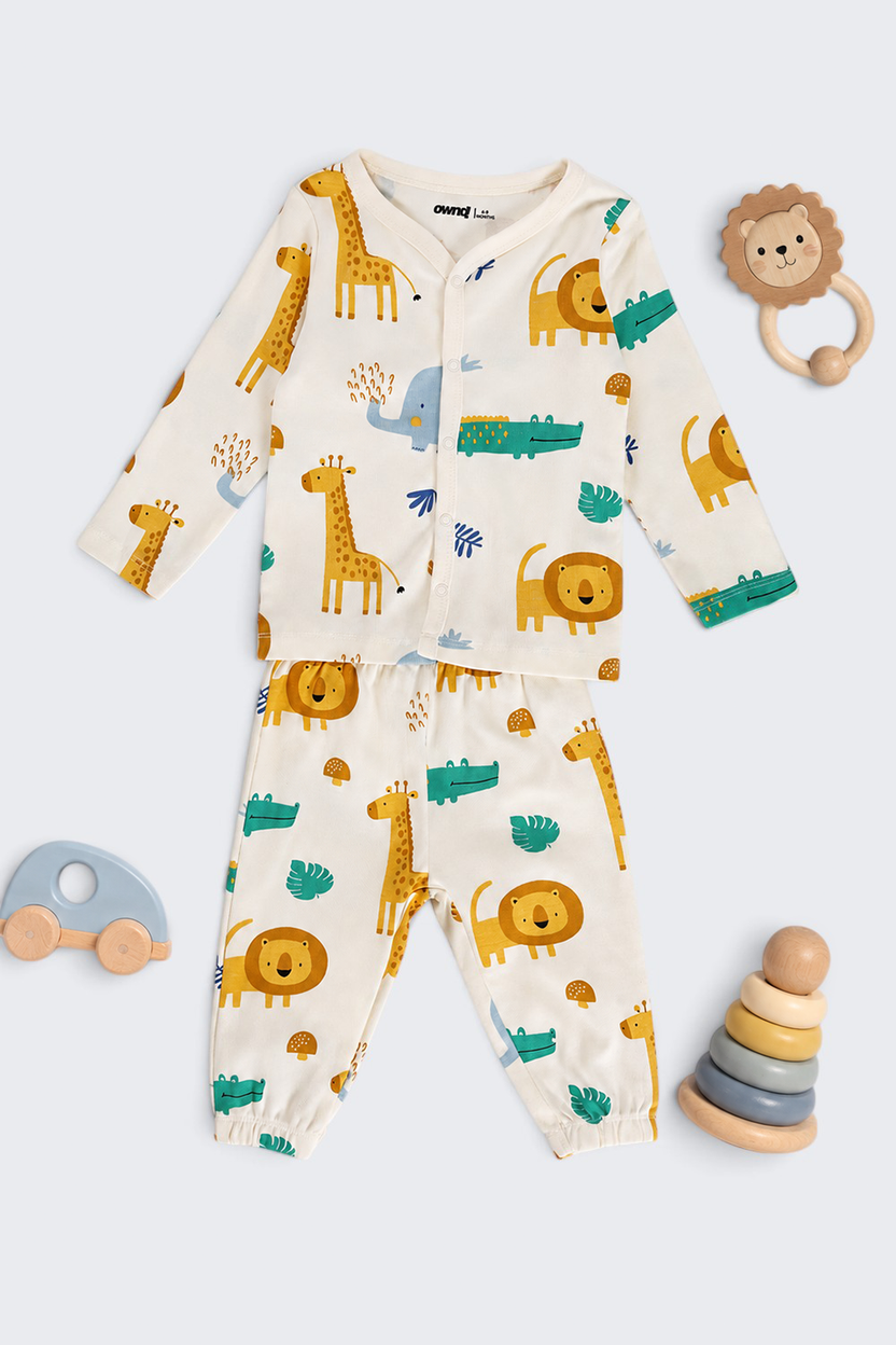 Infant Boys Regular Fit Cream Giraffe Graphic Co-ord Set - Image 1