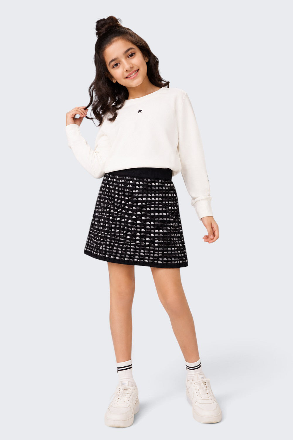 Tweens Girls Mid Rise Black Self Design Skirt - Image 1