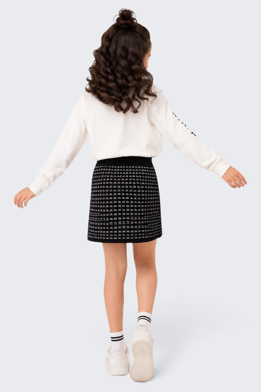 Tweens Girls Mid Rise Black Self Design Skirt - Image 3