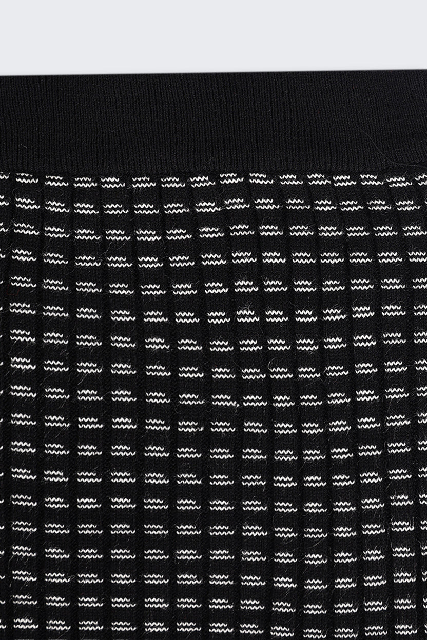 Tweens Girls Mid Rise Black Self Design Skirt - Image 5