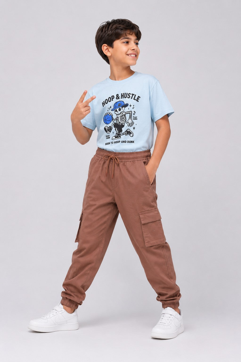 Tweens Boys Brown Cargo Jogger Pant - Image 1
