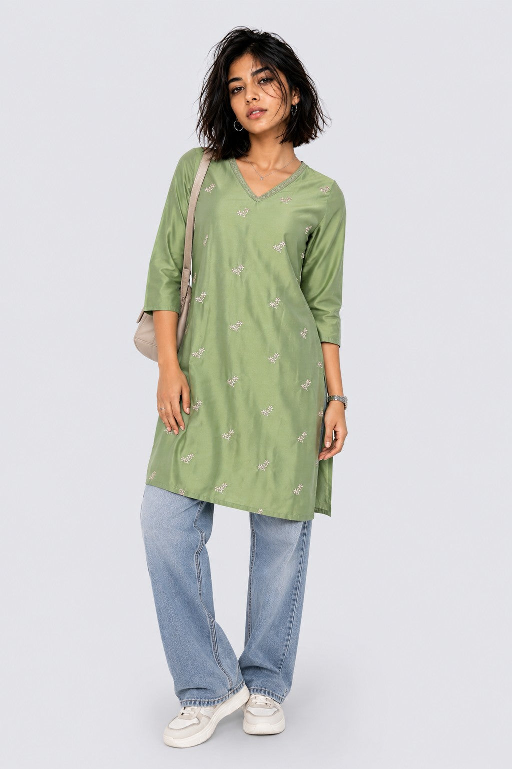 Womens Straight Fit Green Embroidered Kurta - Image 1