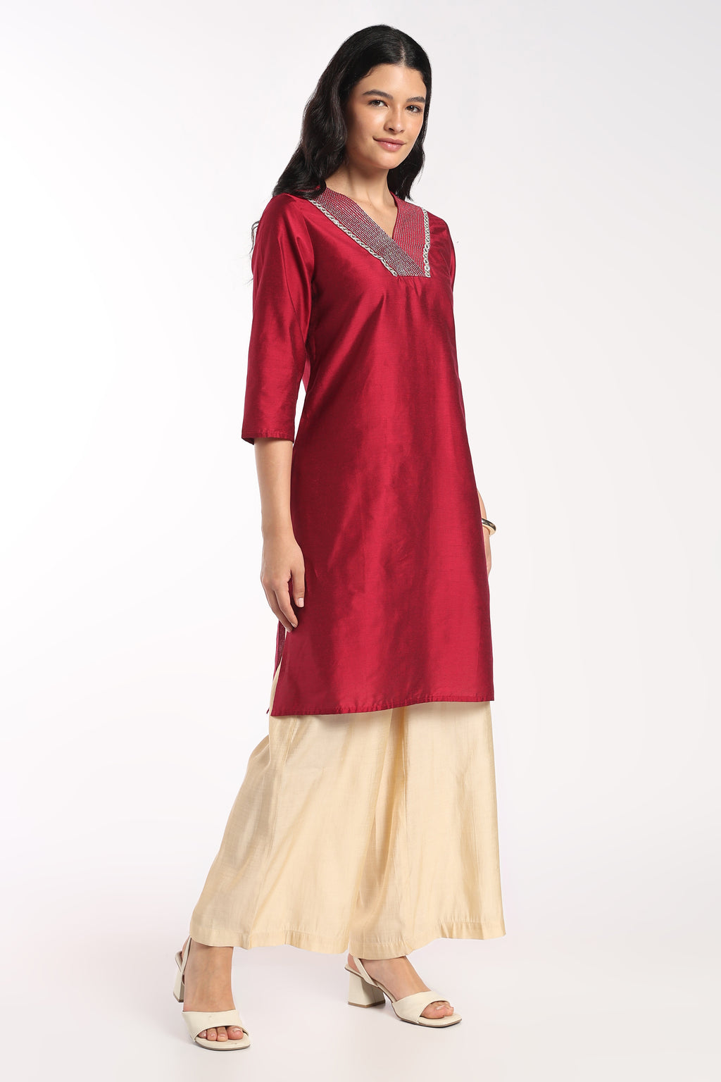 Womens Regular Fit Red  Everyday Essential Kurta - Image 4