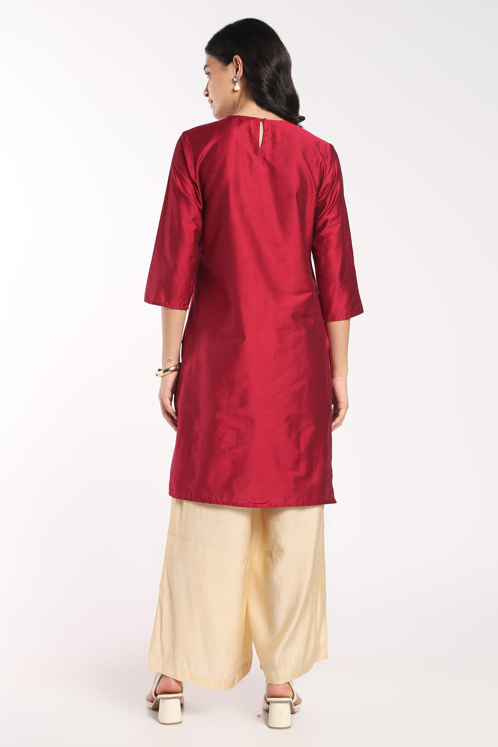 Womens Regular Fit Red  Everyday Essential Kurta - Image 5