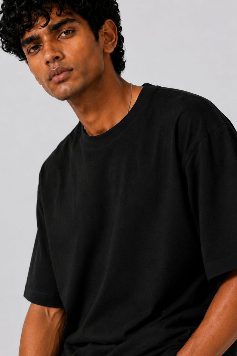 Mens Oversized Fit Black Solid T-Shirt - Image 3