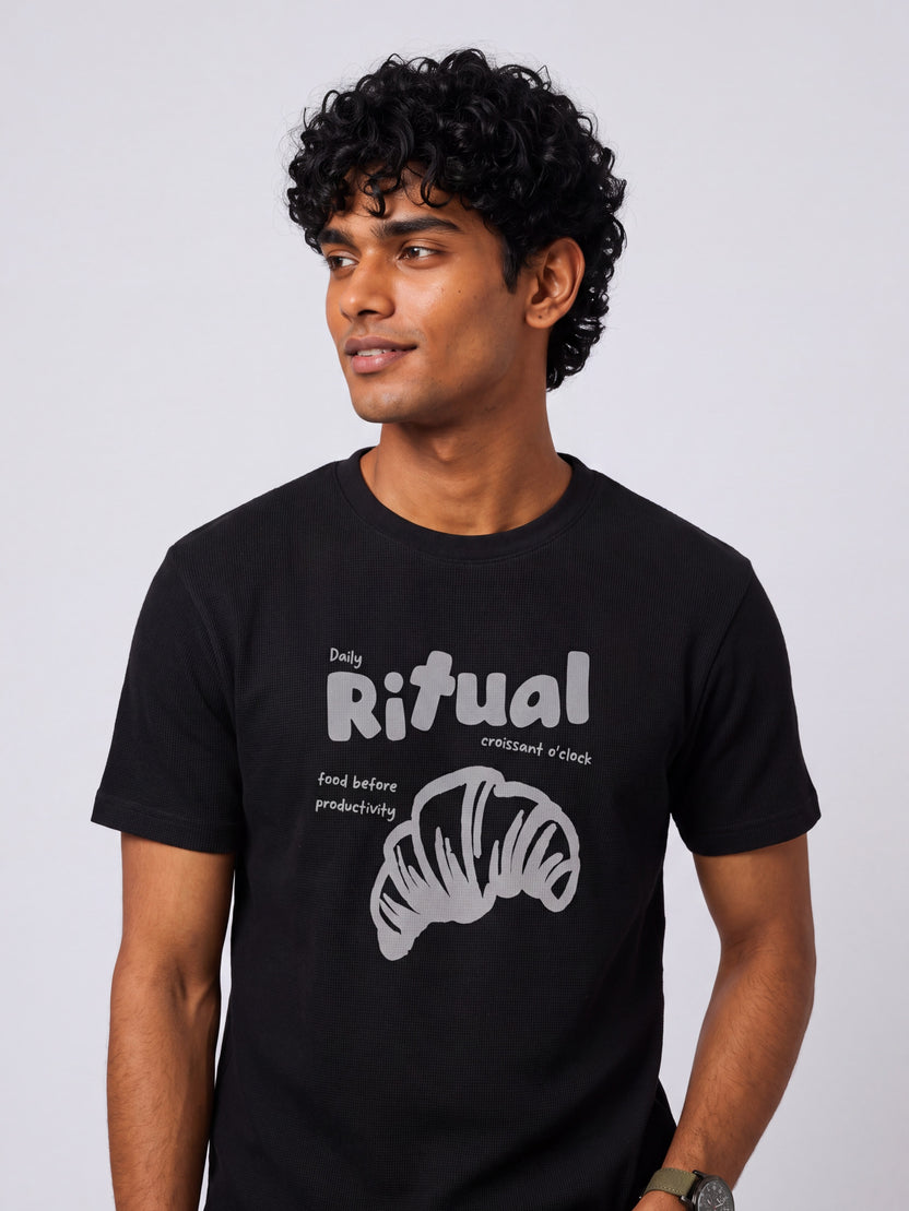 Mens Regular Fit Black Graphic Essential T-Shirt - Image 3