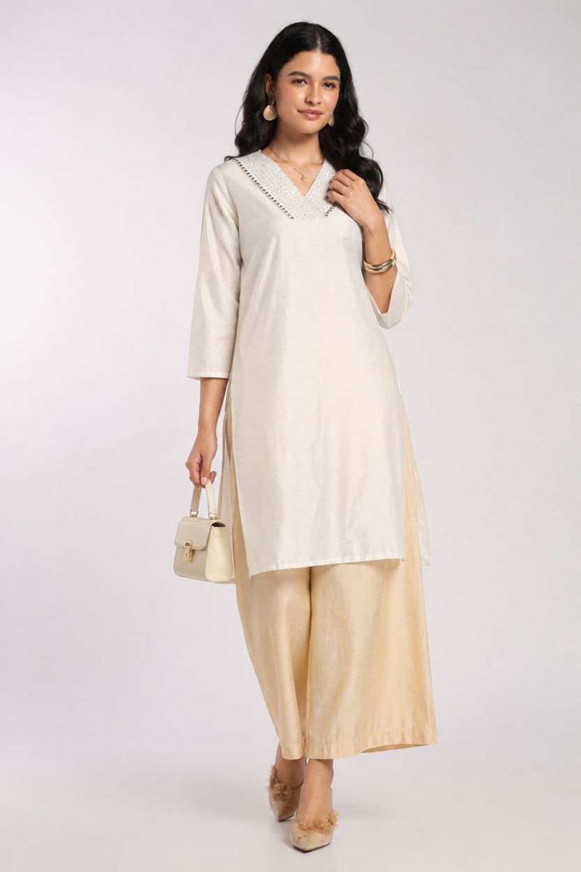 Womens Regular Fit Off White Everyday Essential Kurta - Image 1
