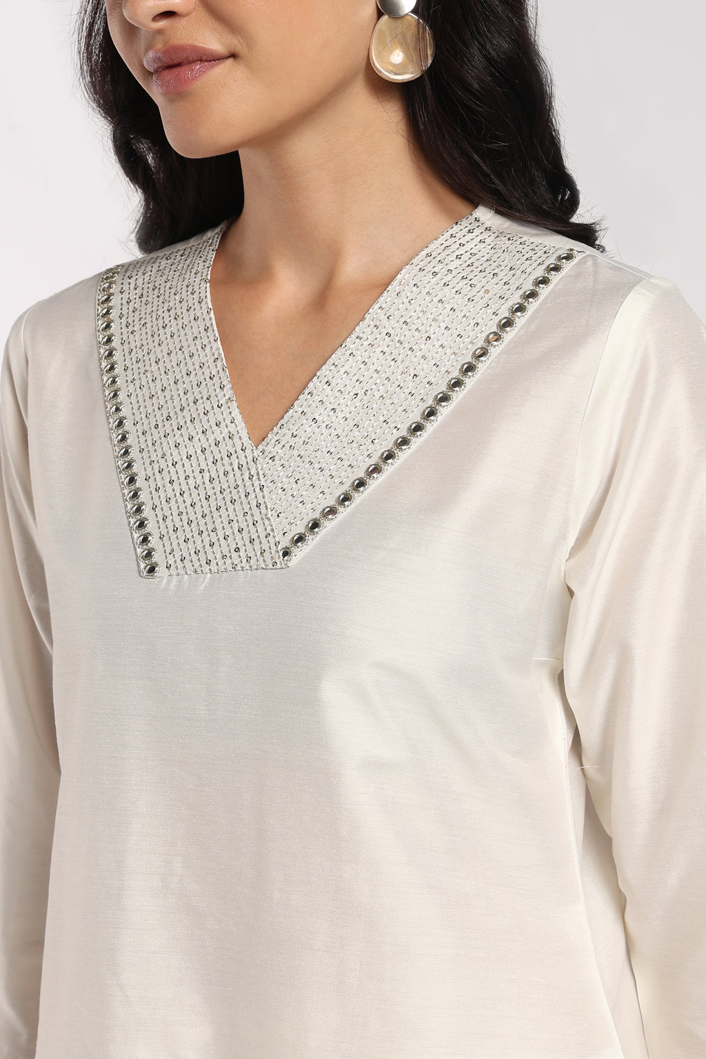 Womens Regular Fit Off White Everyday Essential Kurta - Image 3