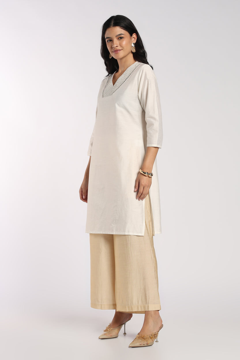 Womens Regular Fit Off White Everyday Essential Kurta - Image 4