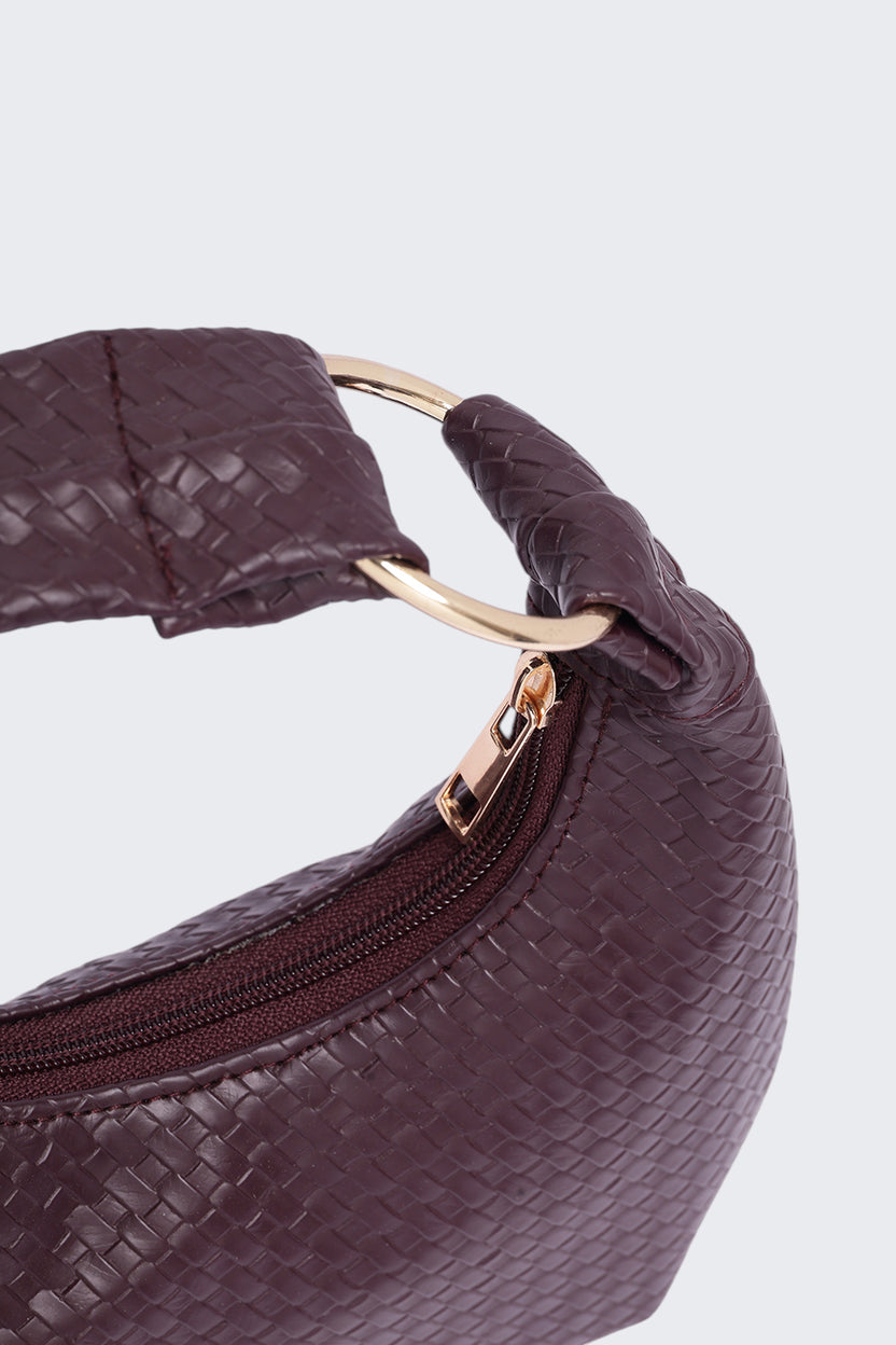 Women Maroon Textured Shoulder Bag - Image 4