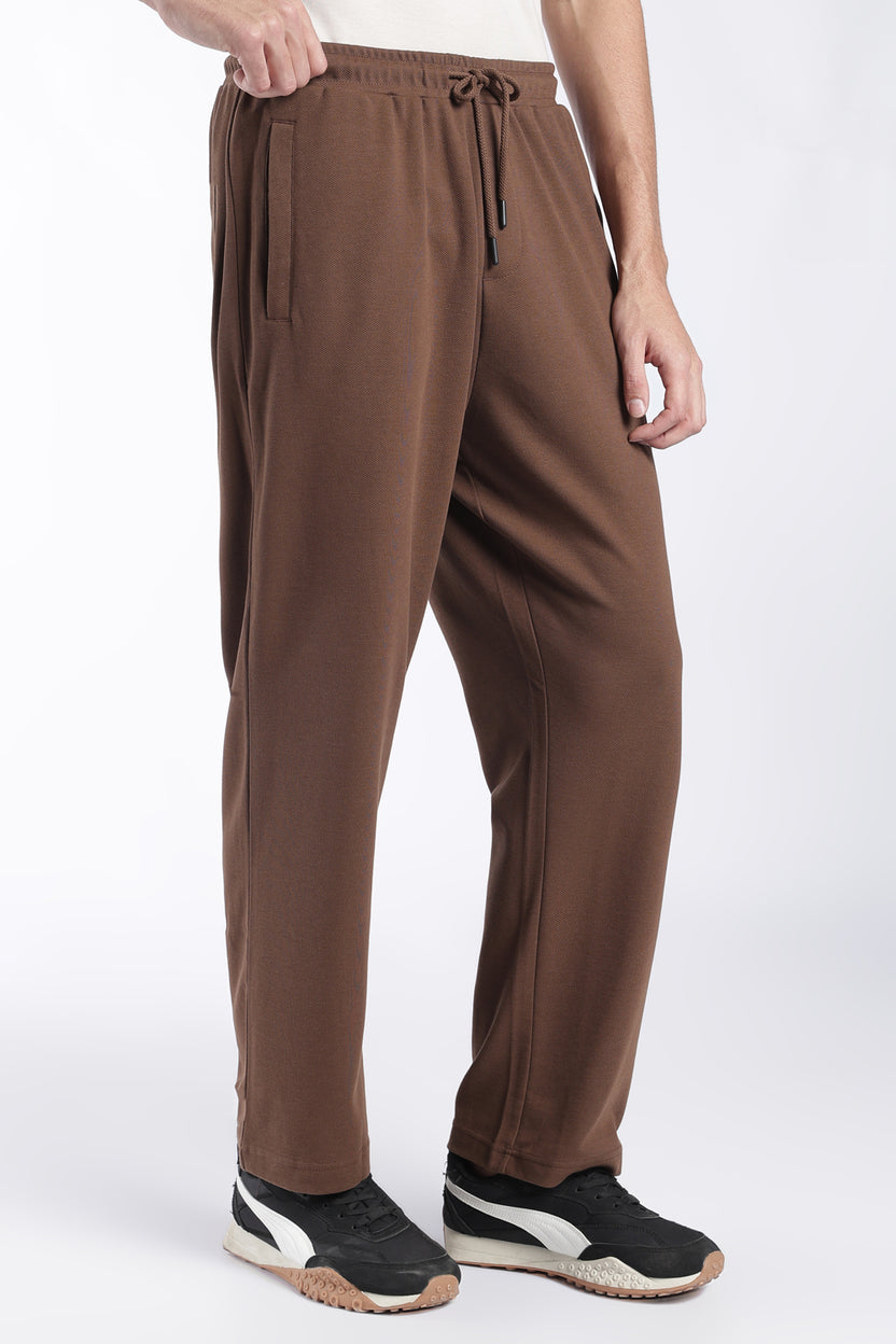 Mens Regular Fit Brown Solid Track Pant - Image 4