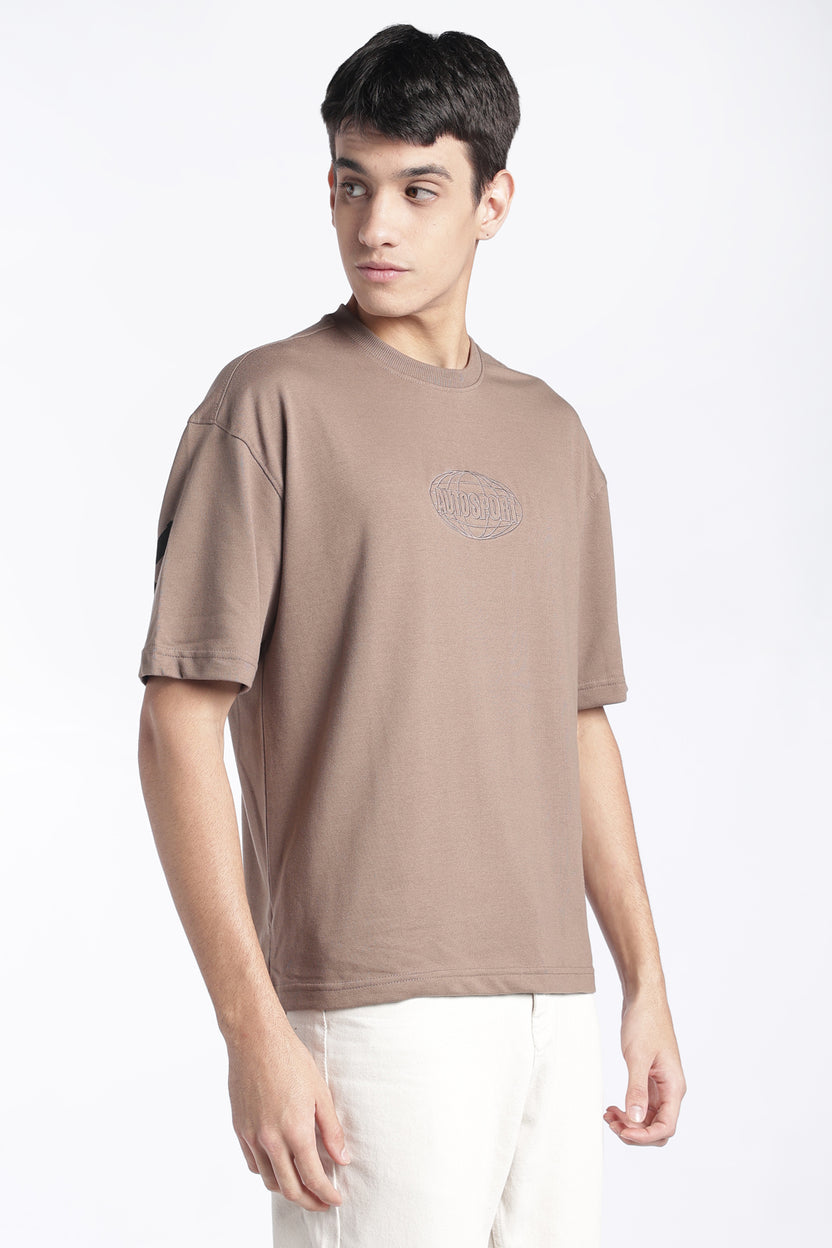 Mens Regular Fit Beige Drop Shoulder Graphic T-Shirt - Image 4