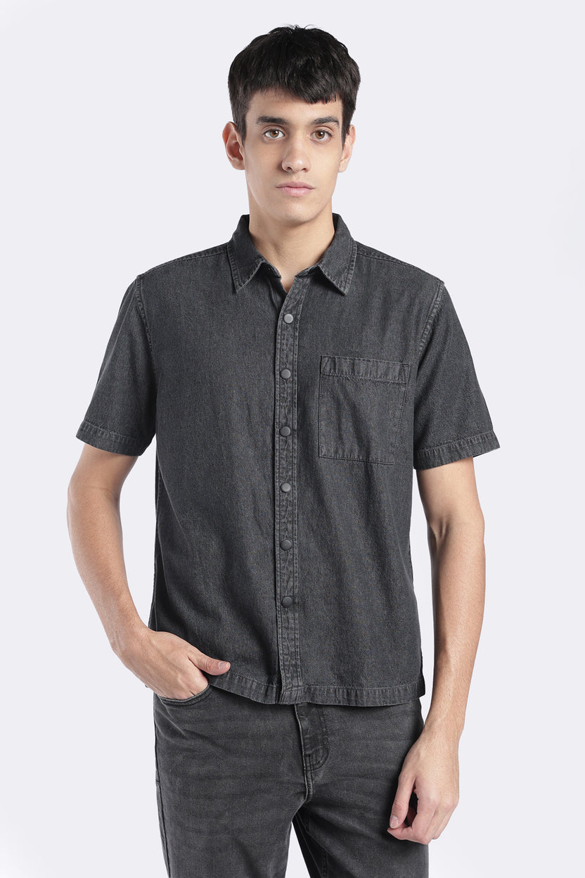 Mens Regular Fit Charcoal Vintage Wash Shirt - Image 2