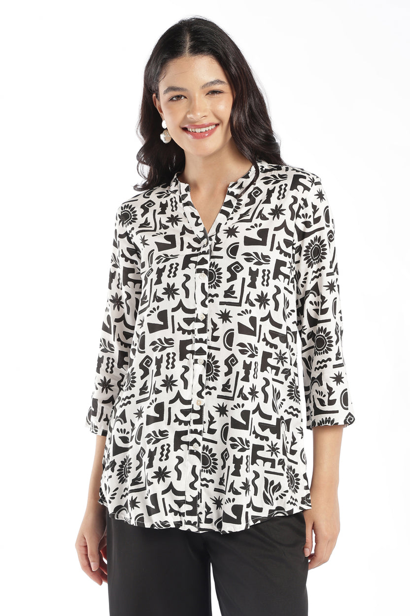 Womens Regular Fit White Abstract Tunic - Image 2
