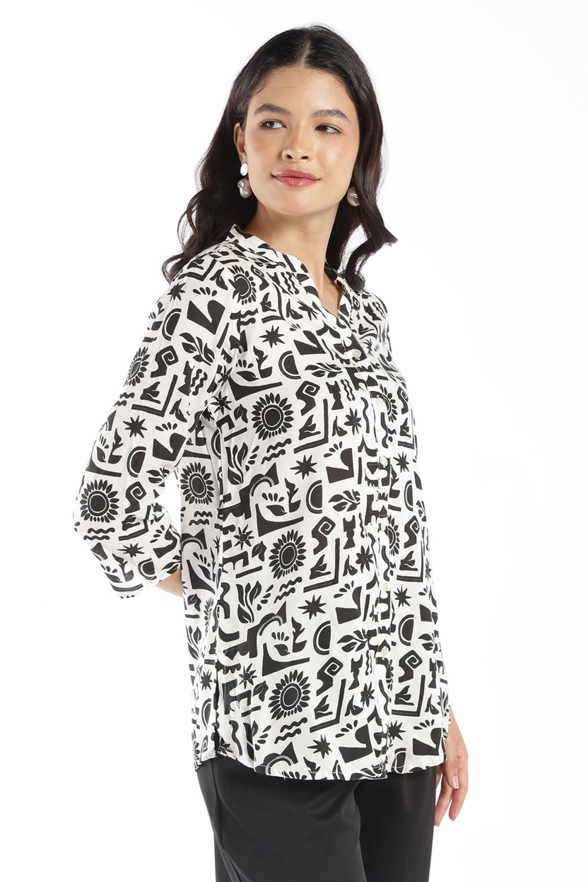Womens Regular Fit White Abstract Tunic - Image 4