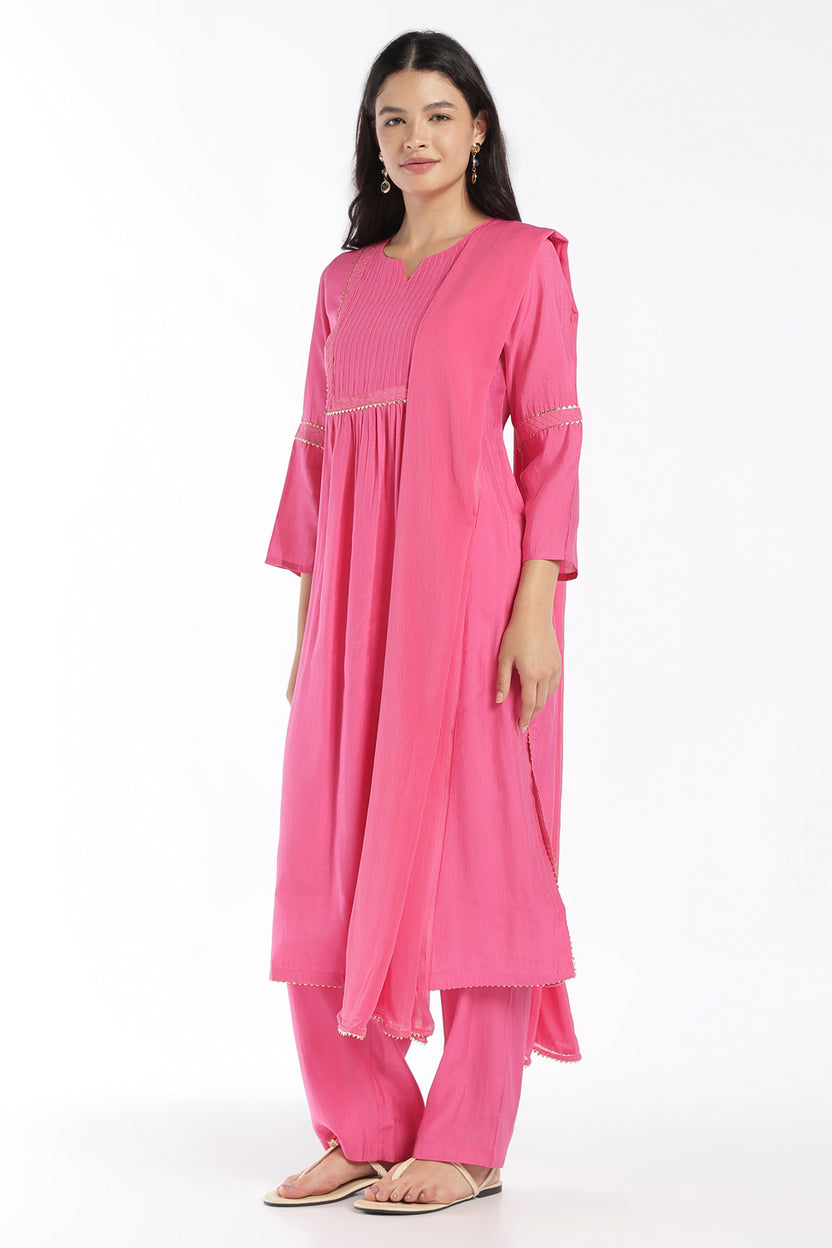Womens Flared Pink Solid Kurta Pant Set - Image 6