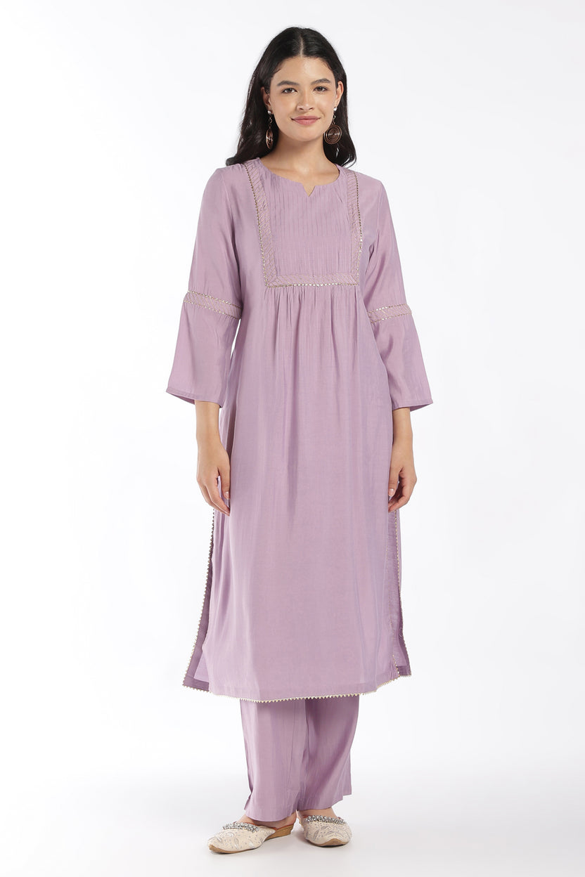 Womens Flared Lilac Solid Kurta Pant Dupatta Set - Image 2