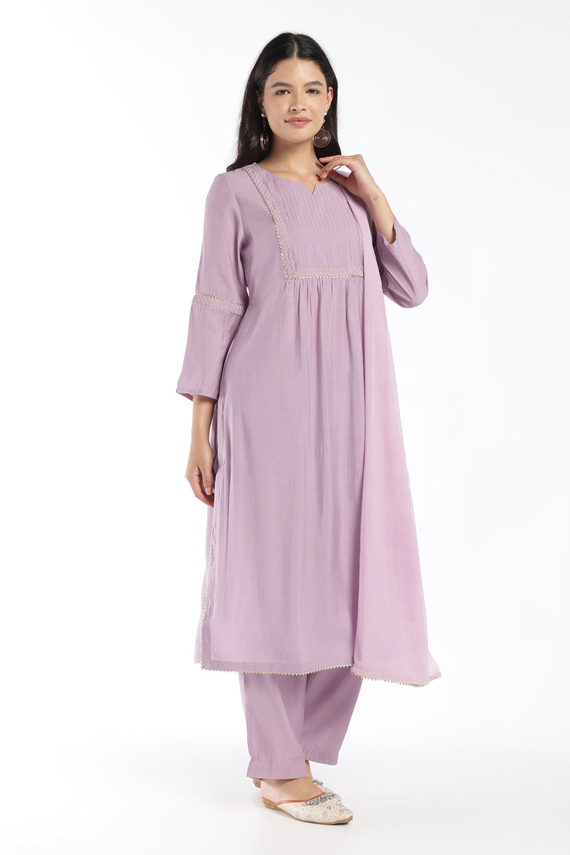 Womens Flared Lilac Solid Kurta Pant Dupatta Set - Image 6