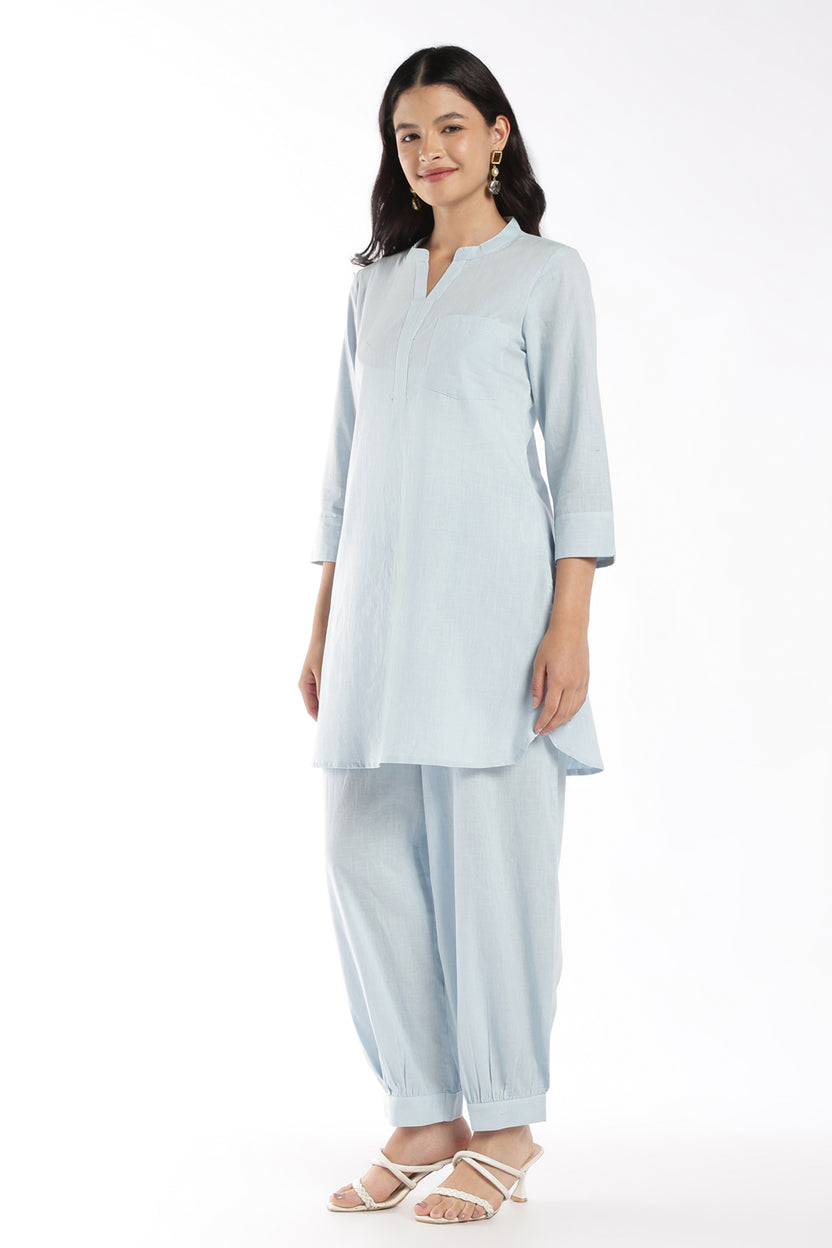 Womens Regular Fit Light Blue Solid Kurta Pant Set - Image 6