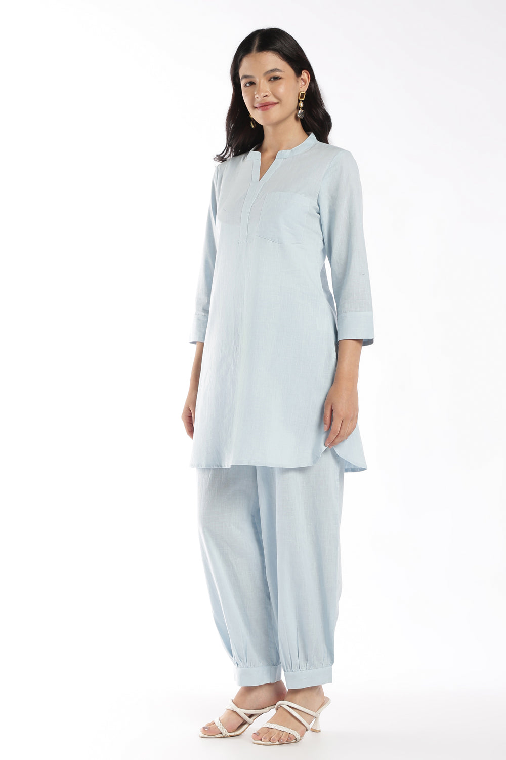 Womens Regular Fit Light Blue Solid Kurta Pant Set - Image 6