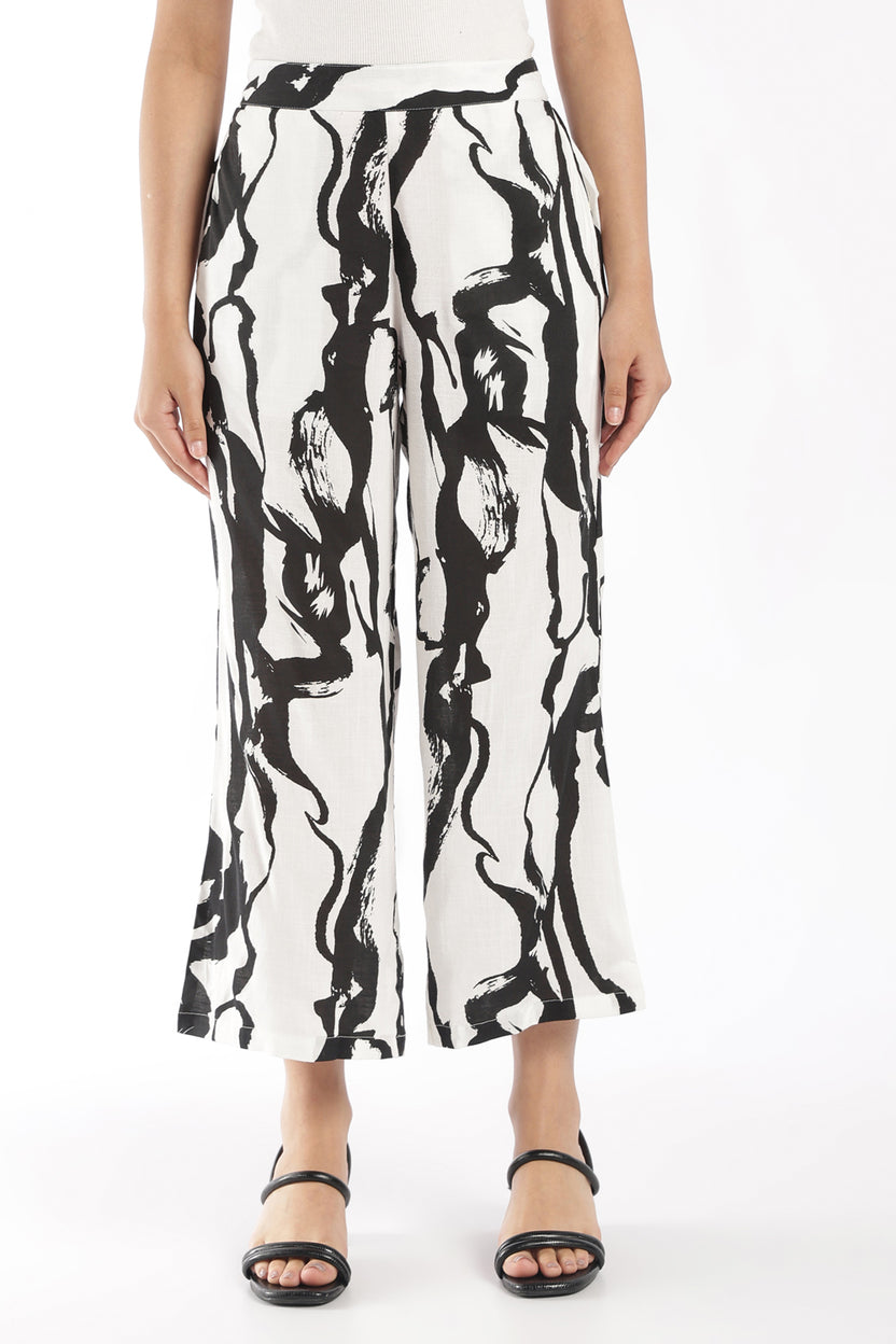 Womens Regular Fit Black Abstract Co-ord Set - Image 5