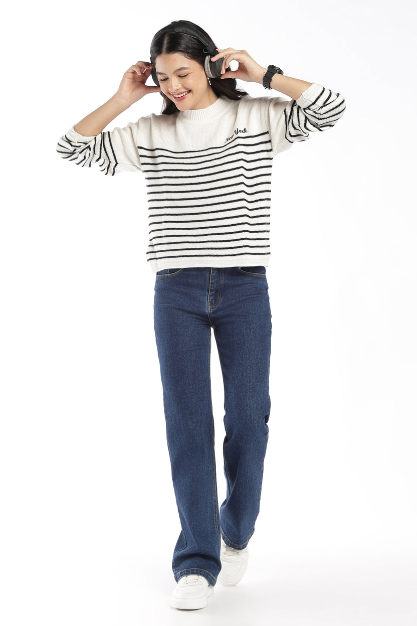 Womens Regular Fit White Striped Sweater - Image 6
