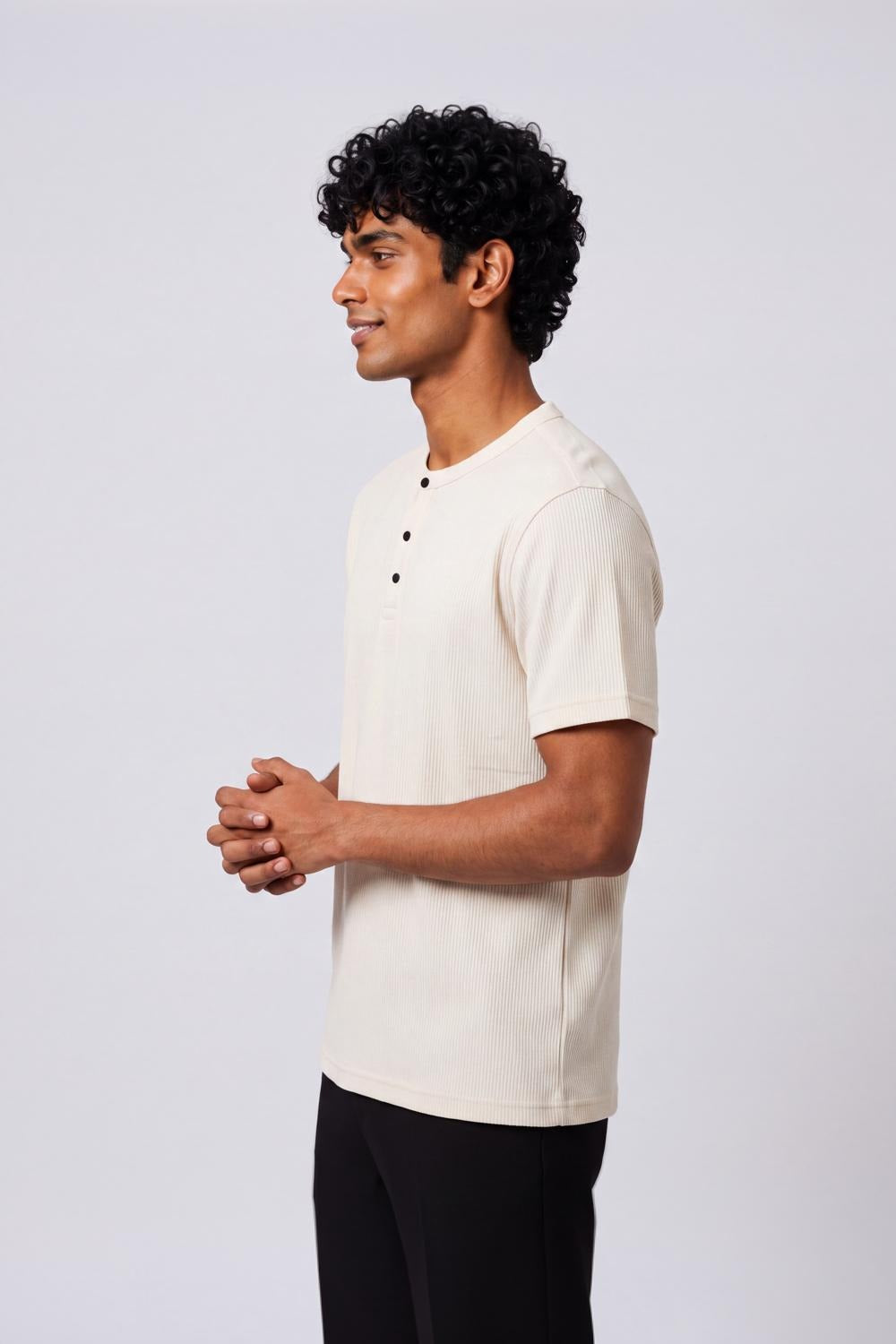 Mens Regular Fit Off White Solid T-Shirt - Image 4