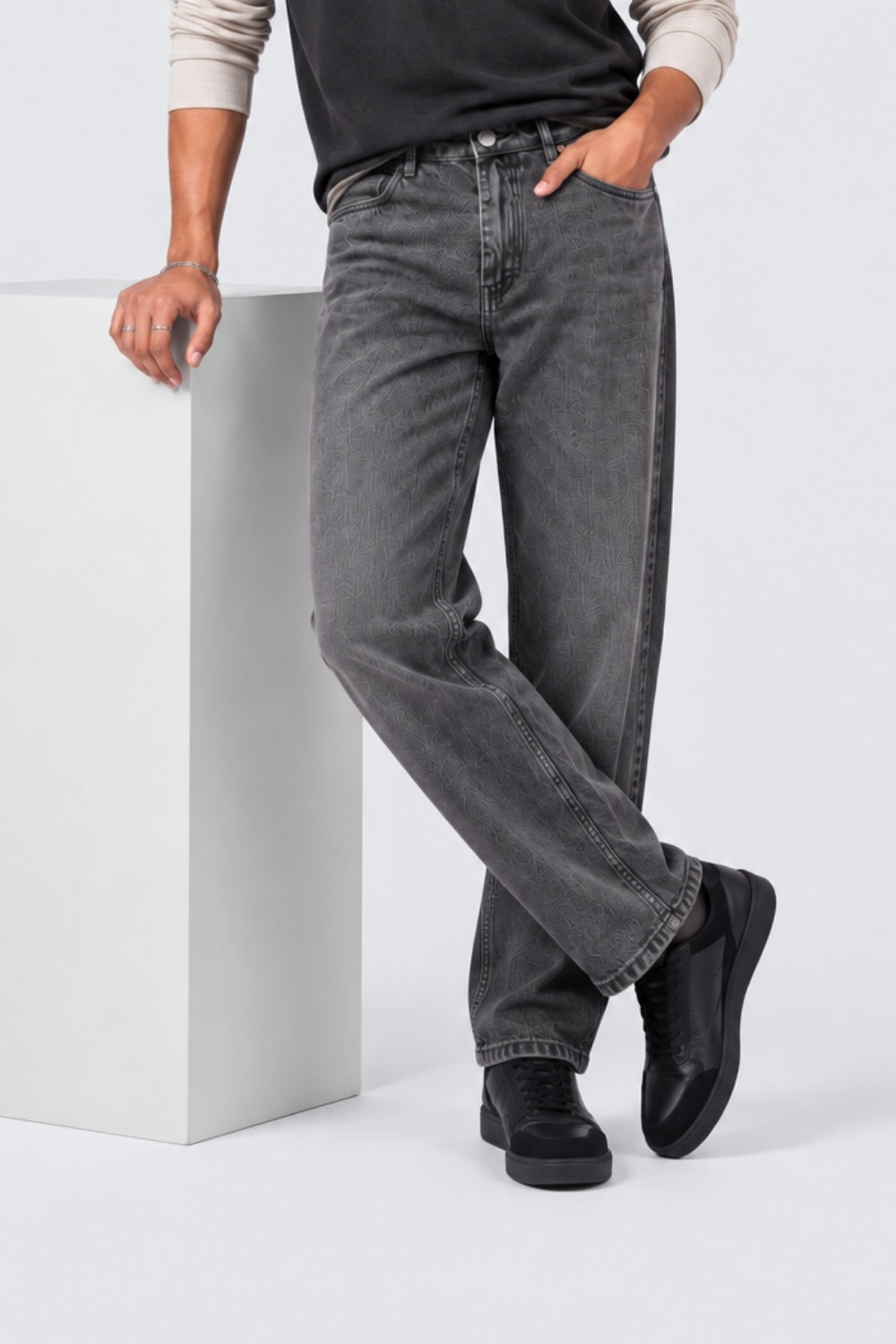 Mens Baggy Fit Grey Solid Jeans - Image 1