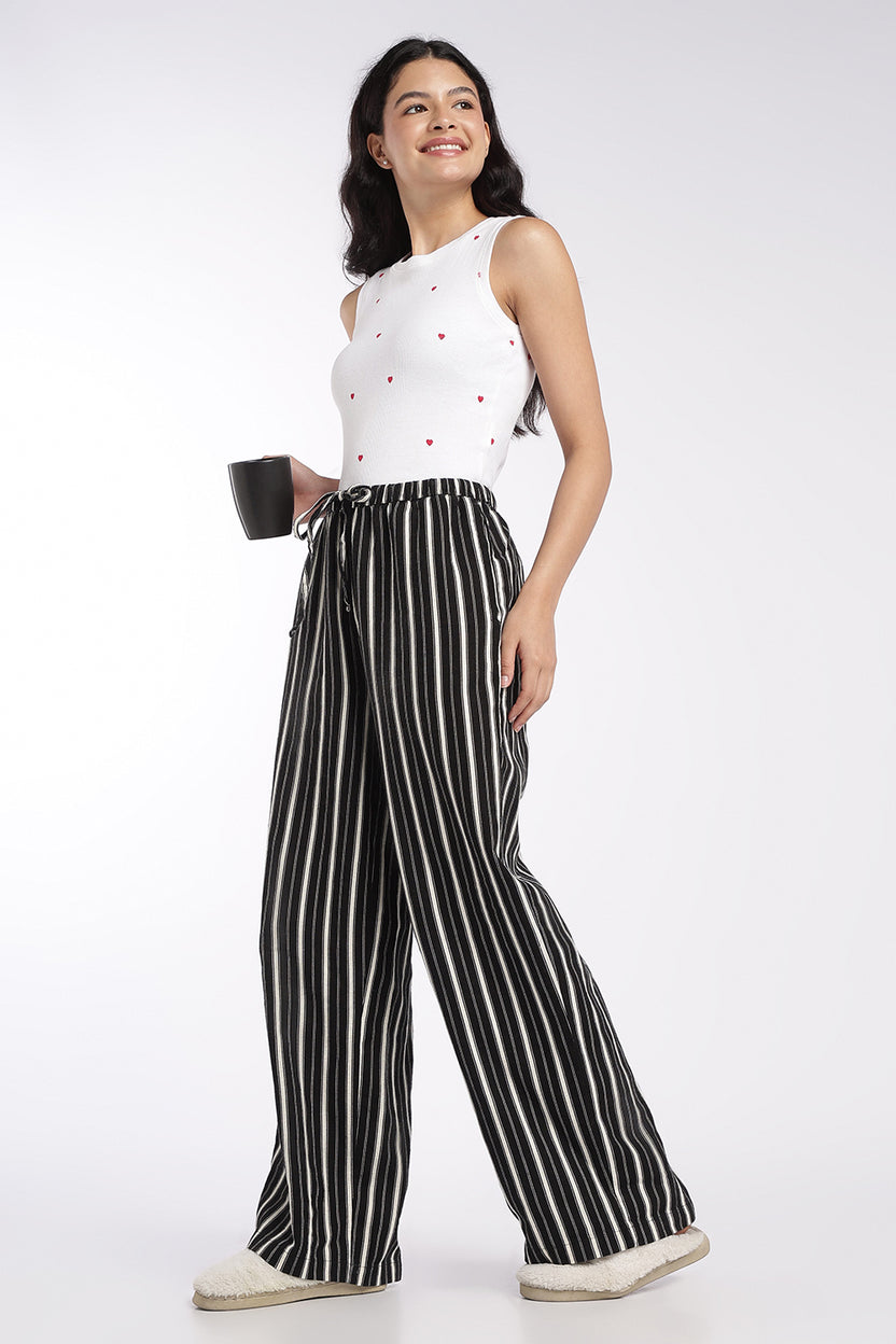 Womens Regular Fit Black Striped Pyjama - Image 6