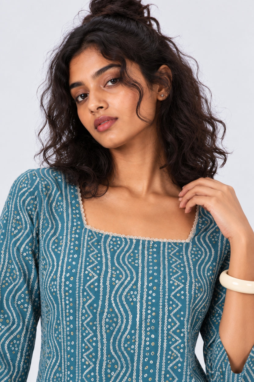 Womens Regular Fit Blue Bandhani Tunic - Image 9