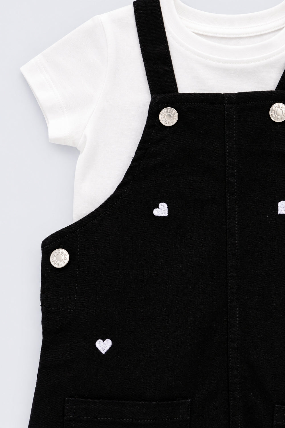Girls Heart Embroidered Dungaree With T-Shirt - Image 6