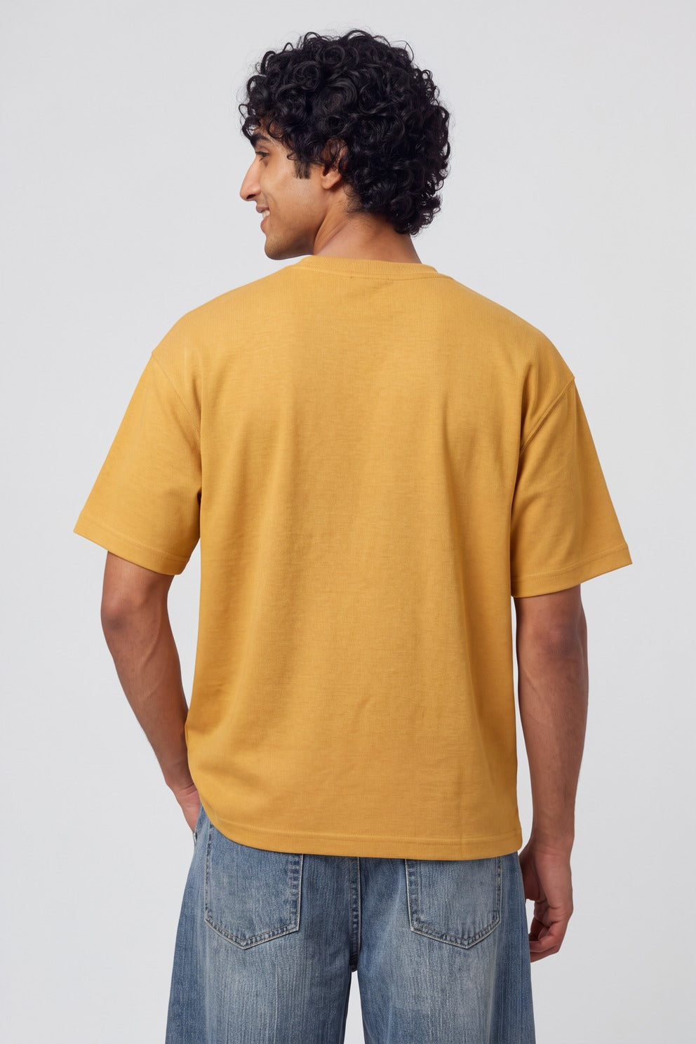 Mens Yellow Regular Fit Solid Crew Neck T-Shirt - Image 4