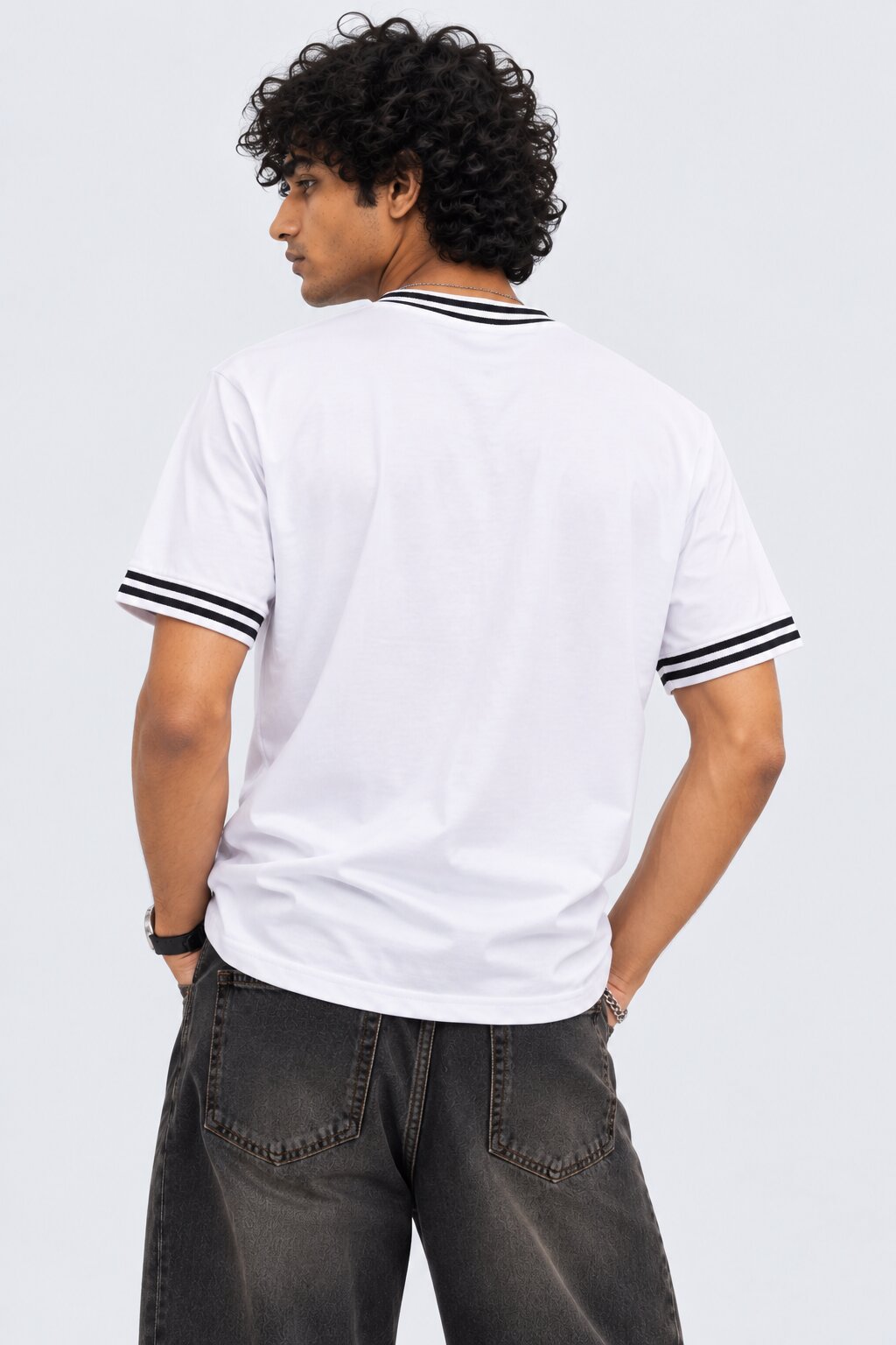 Mens White Contrast Trim T-Shirt - Image 5