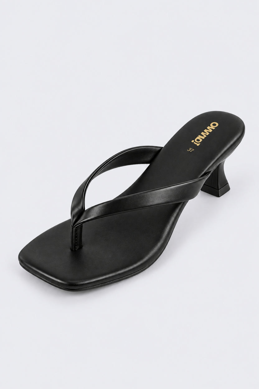 Womens Black Toe Ring Heel Sandals - Image 3