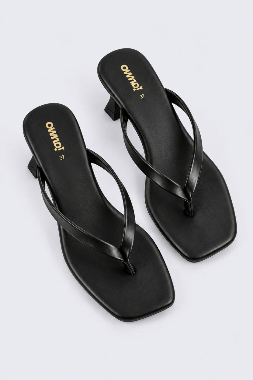 Womens Black Toe Ring Heel Sandals - Image 4