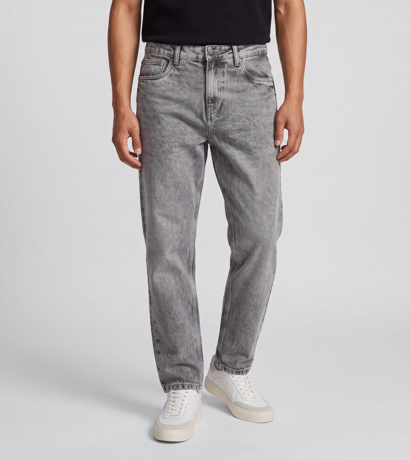 Mens Grey Tapered Fit Solid Jeans - Image 2