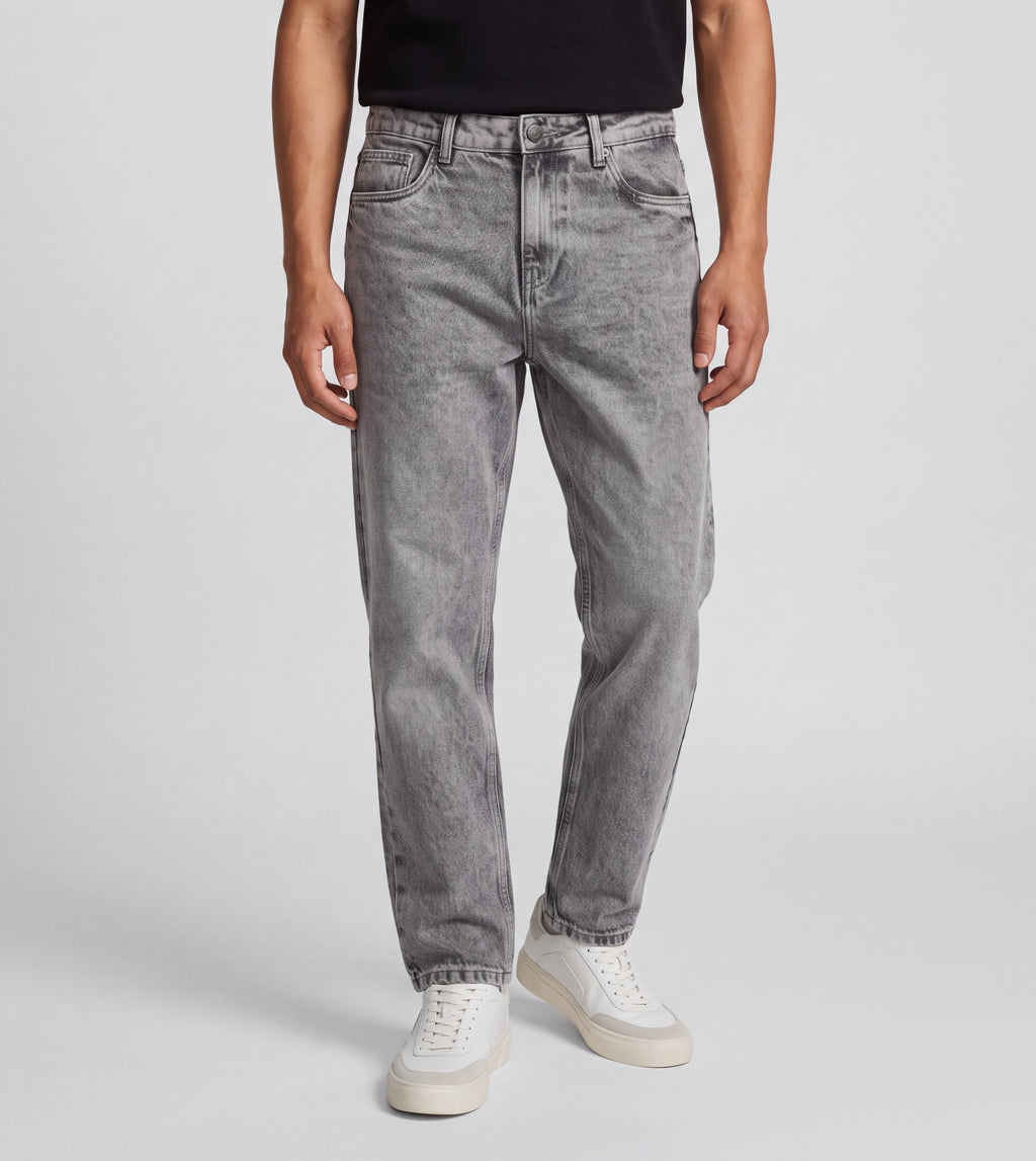 Mens Grey Tapered Fit Solid Jeans - Image 2