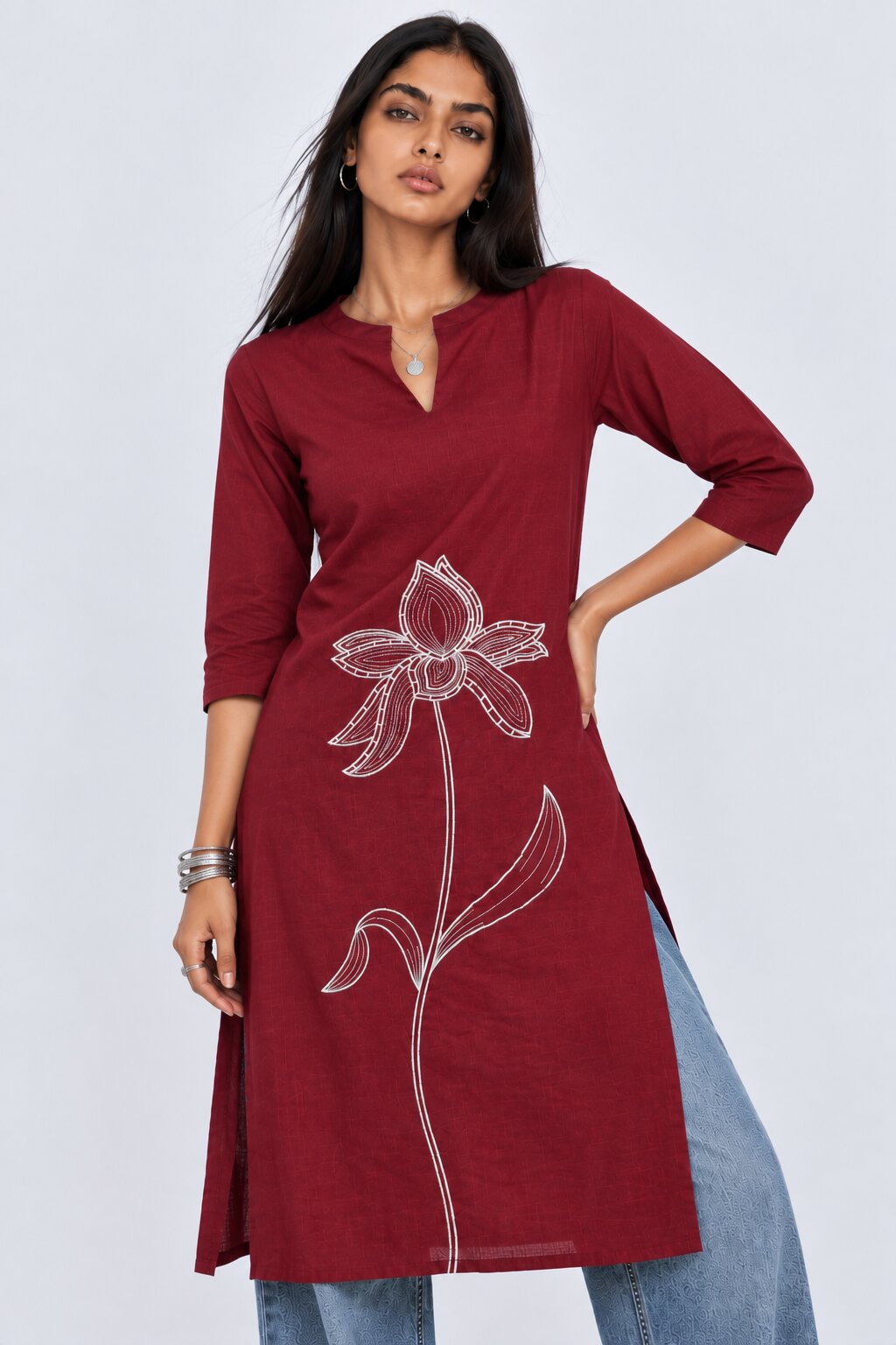 Womens Maroon Floral Straight Fit Kurta - Image 2