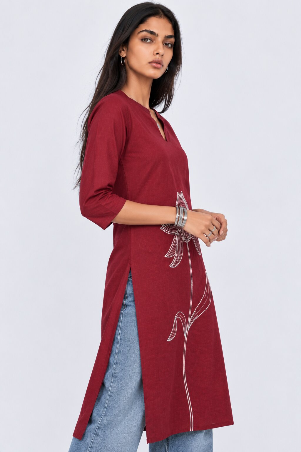 Womens Maroon Floral Straight Fit Kurta - Image 4
