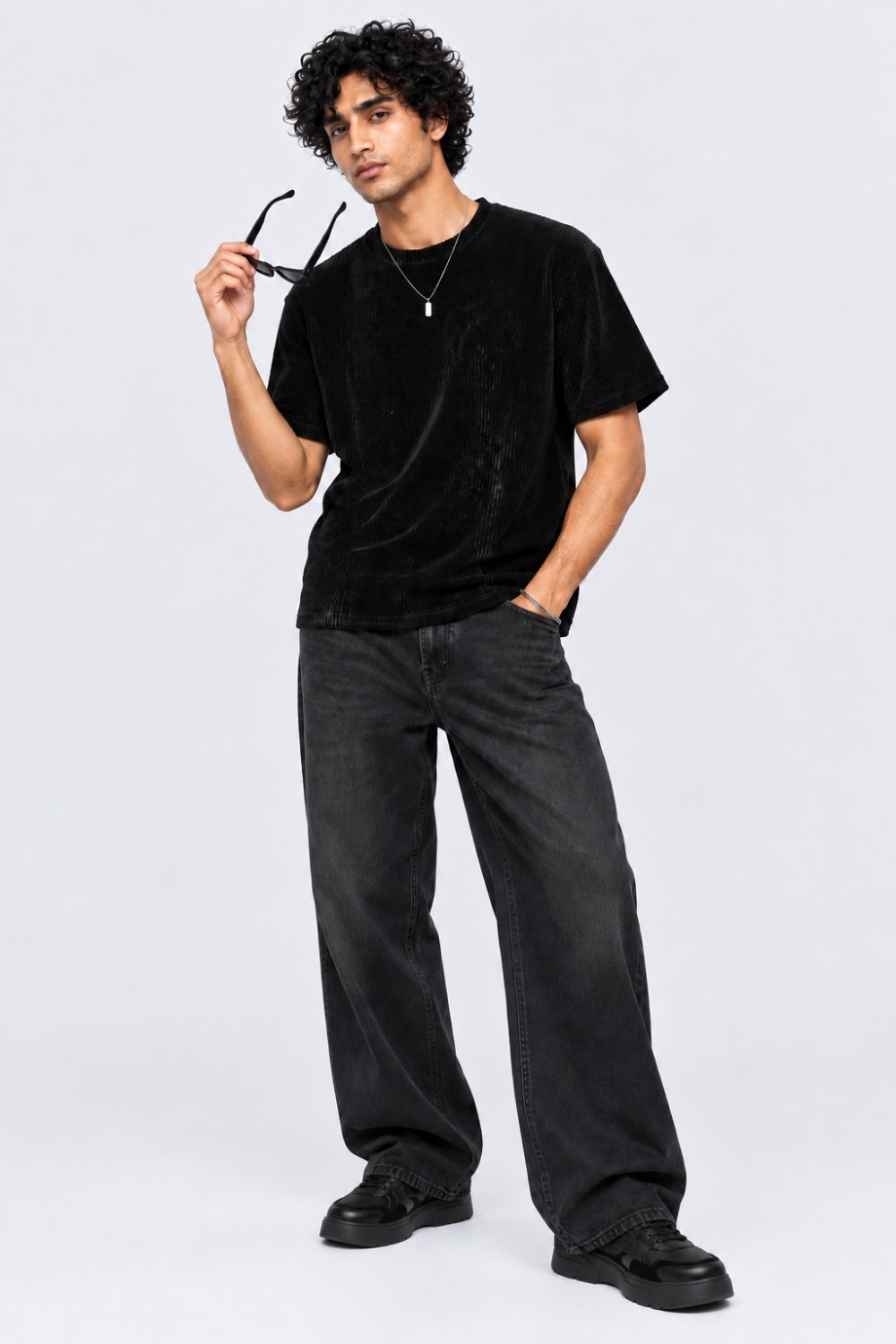 Mens Regular Fit Black Textured T-Shirt - Image 6