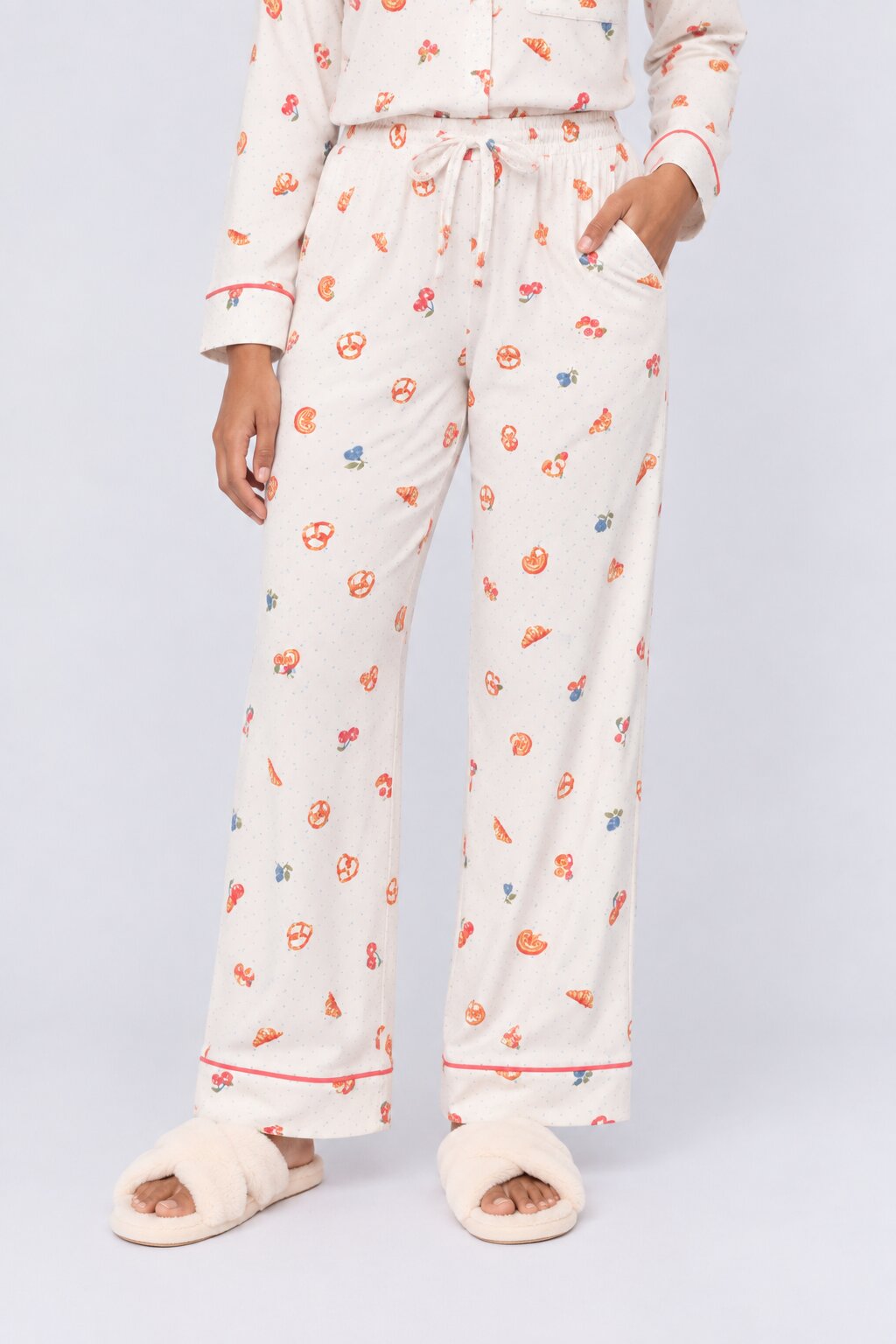 Womens Off White Cute Printed Nightwear Set - Image 4