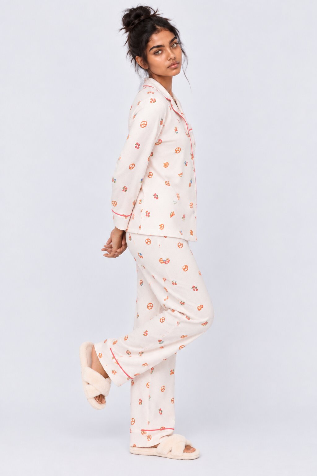 Womens Off White Cute Printed Nightwear Set - Image 6