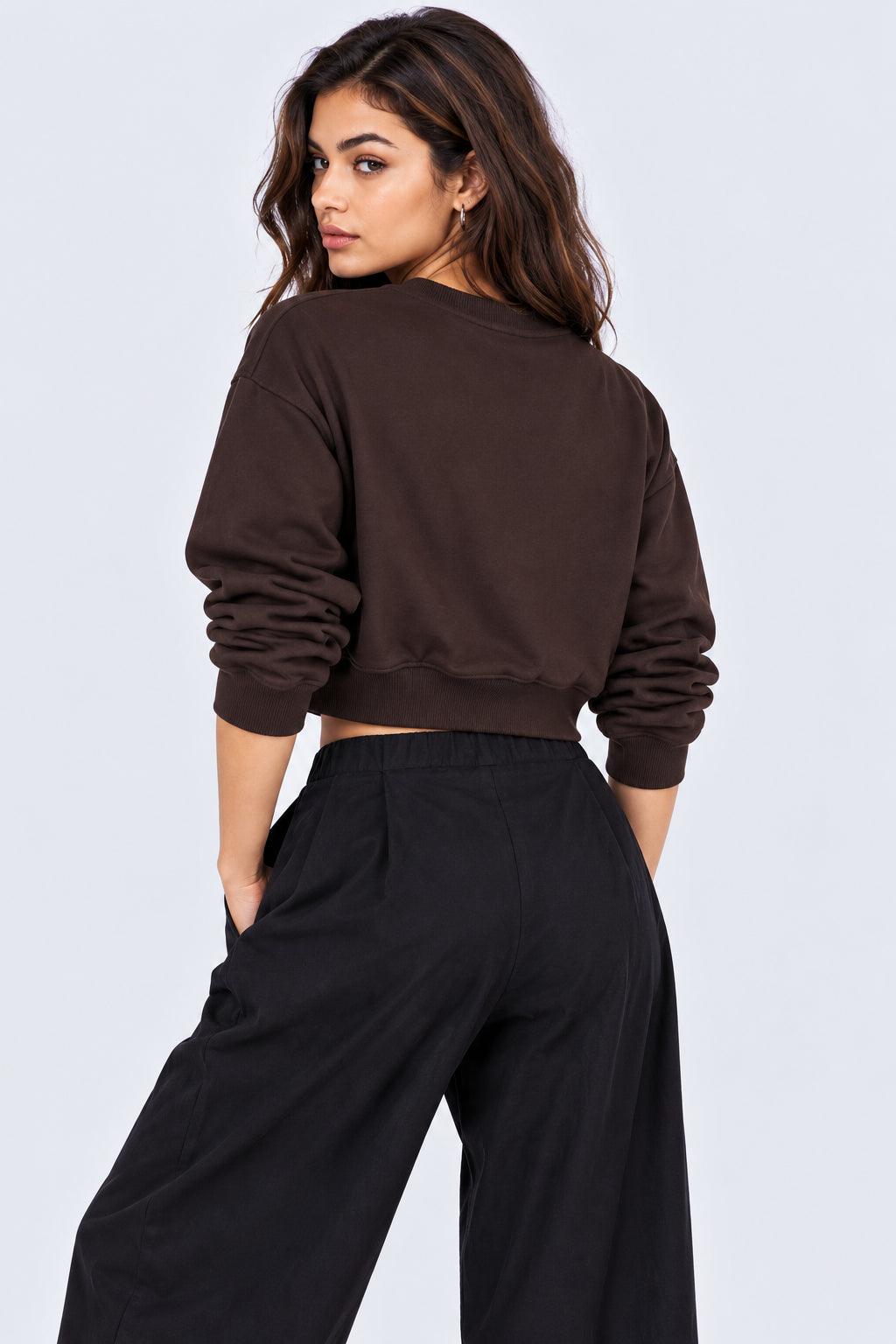 Womens Oversized Brown Typography Print Crop Sweatshirt - Image 4