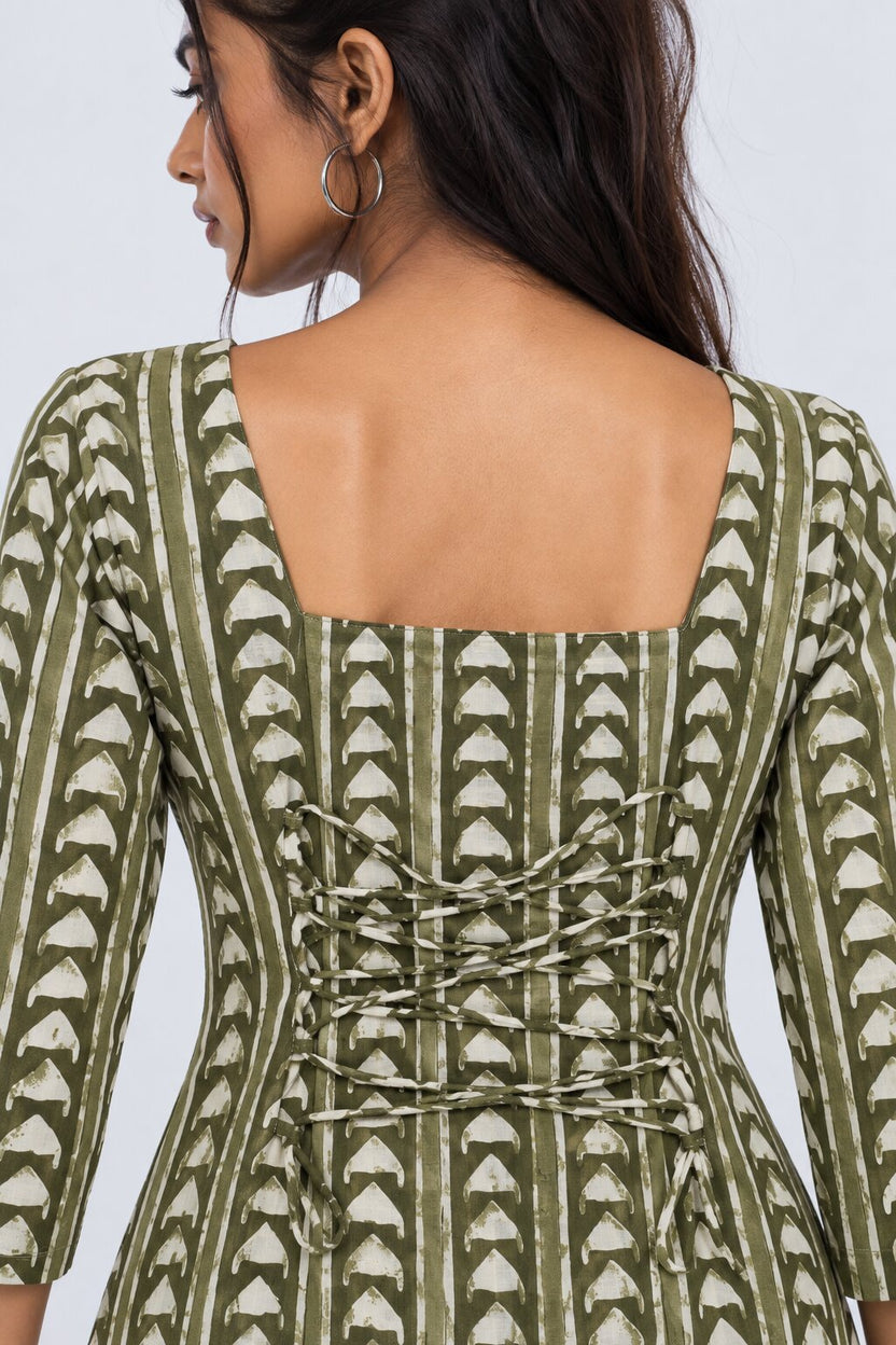 Womens Green Square Neck Cambric Straight Tunic - Image 9