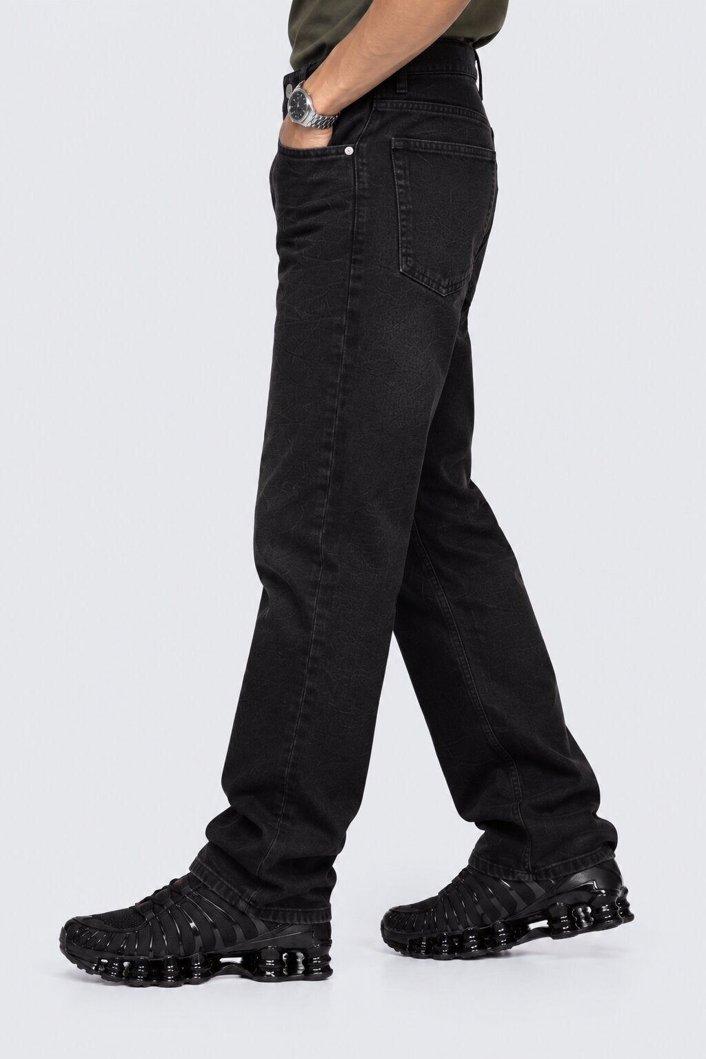 Mens Regular Fit Charcoal Crinkle Wash Jeans - Image 4