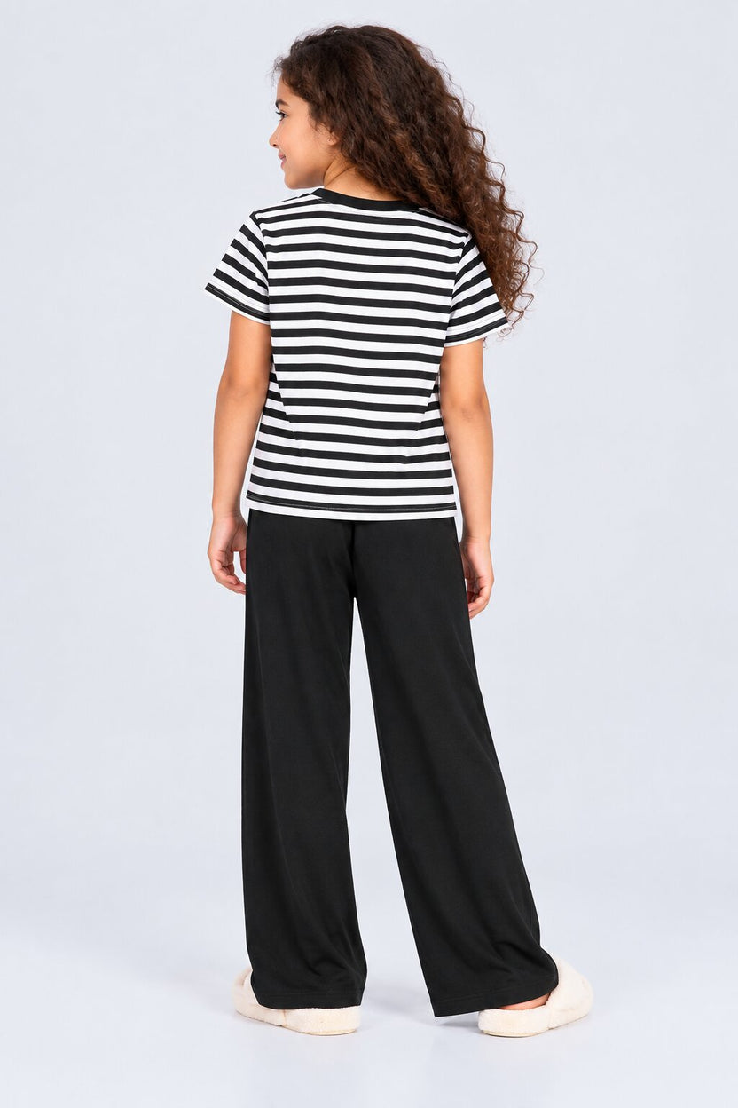 Tweens Girls Black Smiley Cherry Print Night Suit - Image 4
