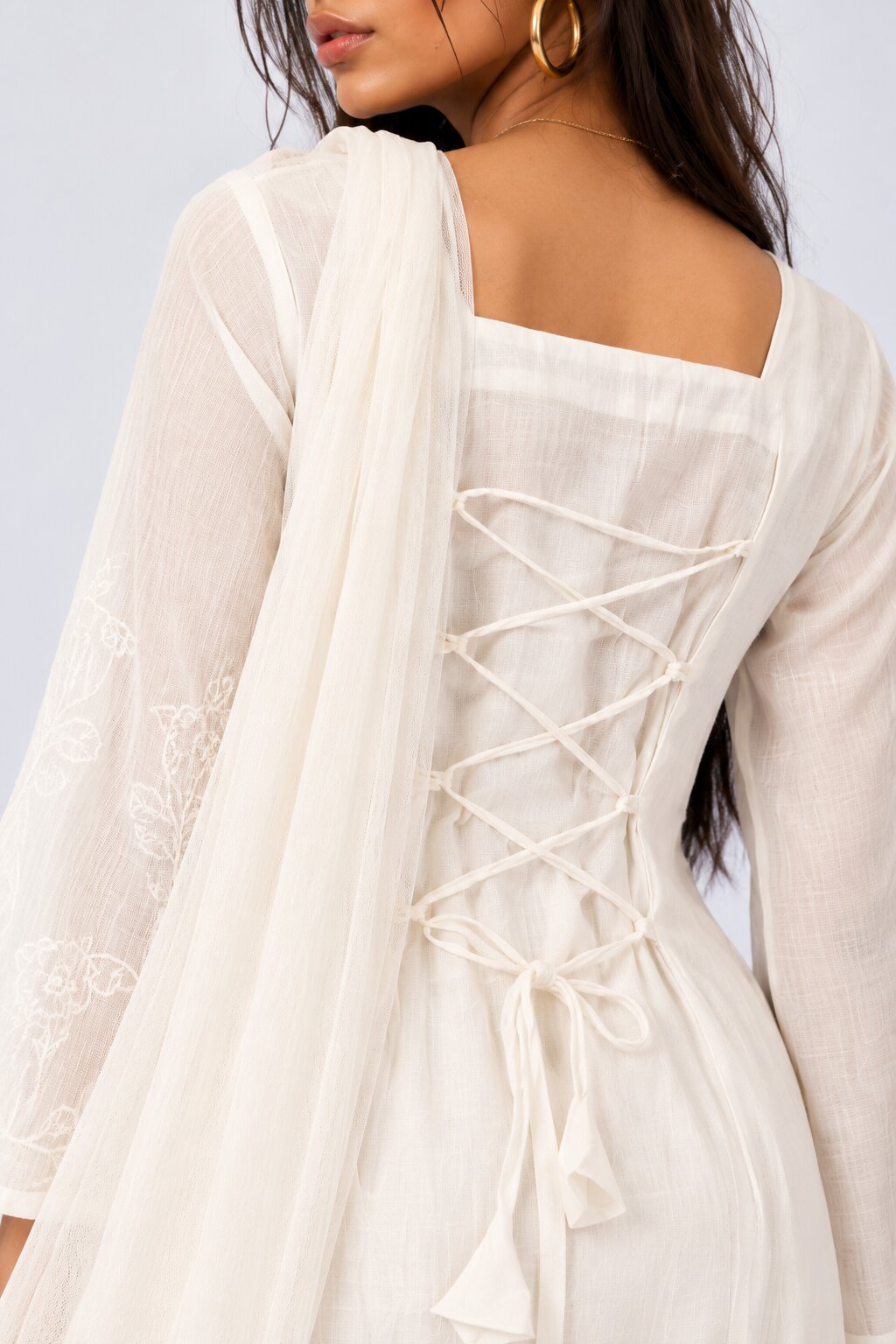 Womens Off White Roman Silk Kurta Set - Image 3