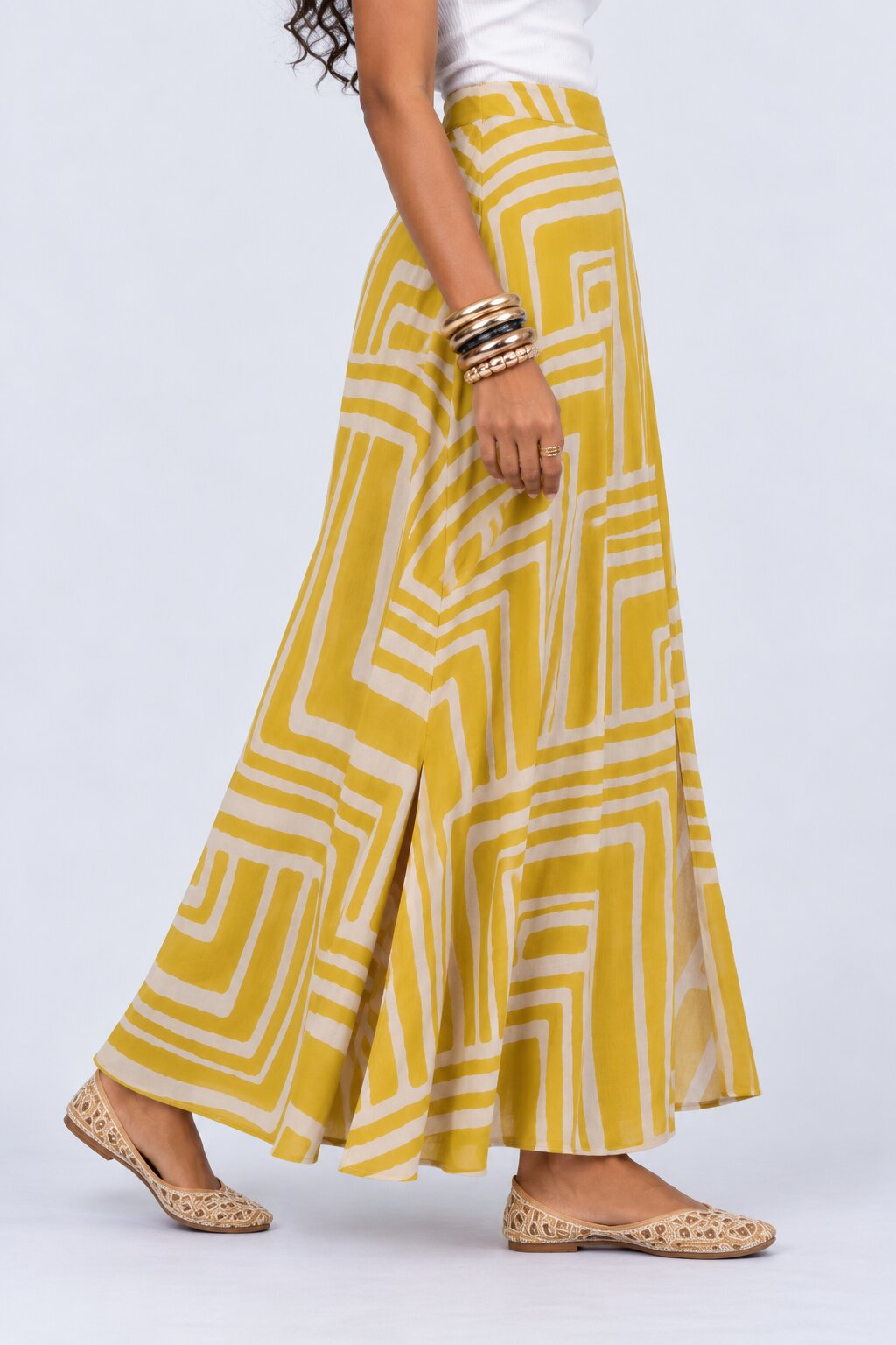 Womens Yellow Geometric Print Side Slit Maxi Skirt - Image 2