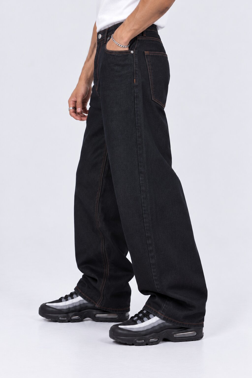 Mens Black Ultra Baggy Fit Jeans With 5 Pocket - Image 4